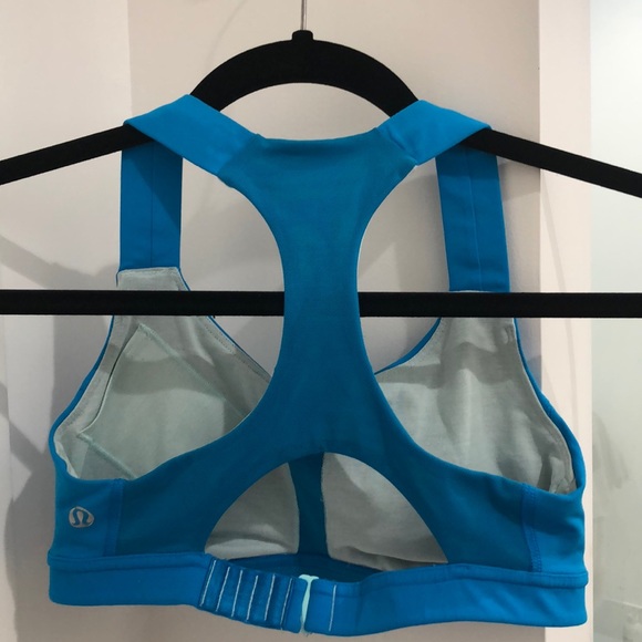 Great condition Lululemon sports bra - Picture 2 of 4